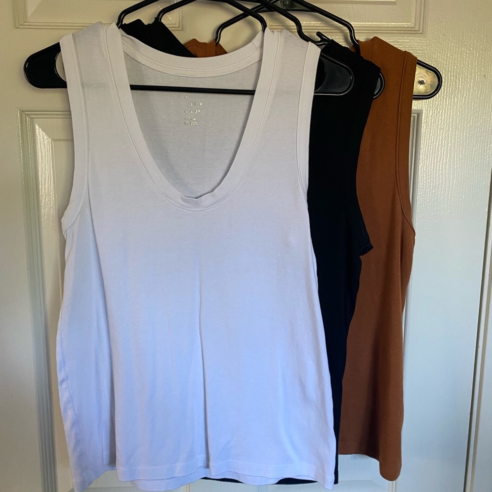 3 Set Tanks